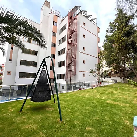 Saturn Hotel Kusadasi