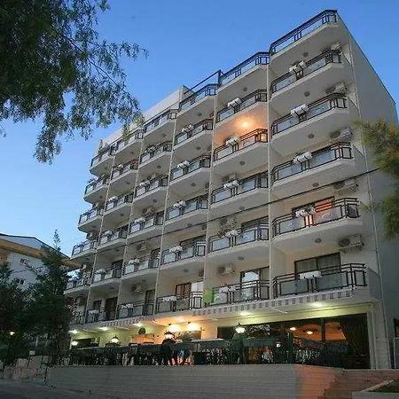 Hotel Saturn Kusadasi