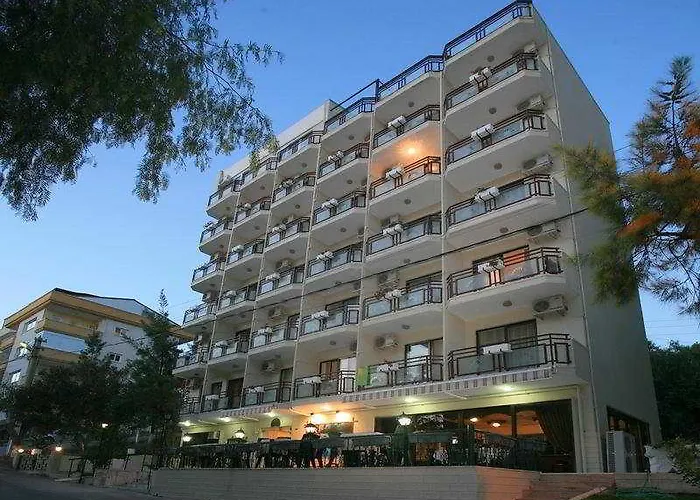 Hotel Saturn Kusadası