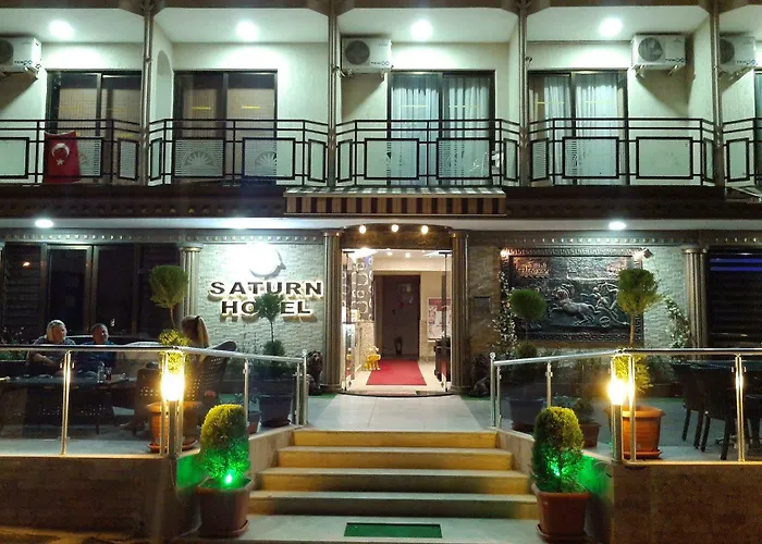 Saturn Hotel 3*