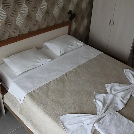 Hotel Saturn