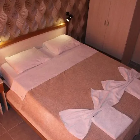 Hotel Saturn