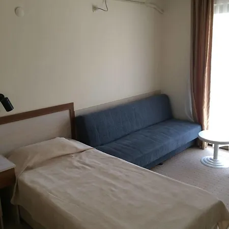 Hotel Saturn 3*