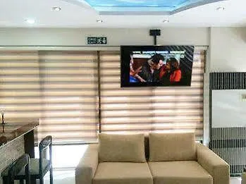 Saturn Kusadasi