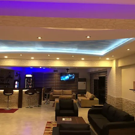 Hotel Saturn