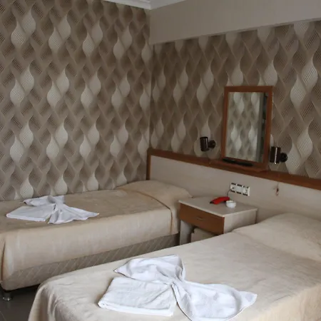 Saturn Hotell